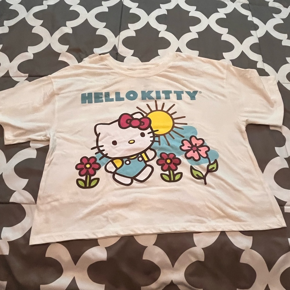 Hello Kitty White Short Sleeve Tee with Graphic Print